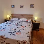 1876 Apartamento