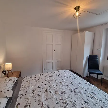 Apartament 1876 *
